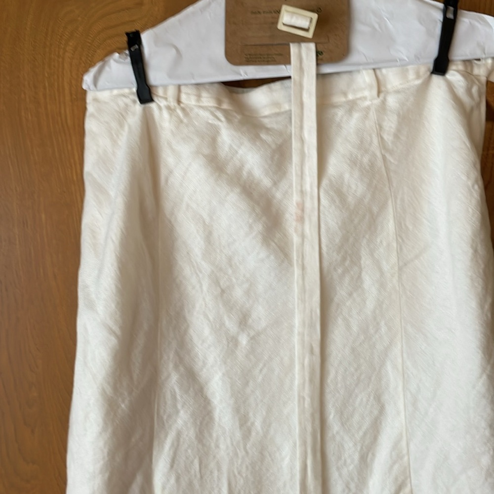 Linen white skirt - Picture 2 of 5